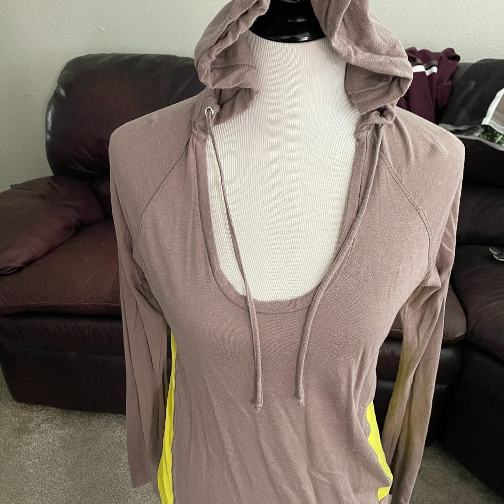 Victoria Secret Lightweight Hoodie M